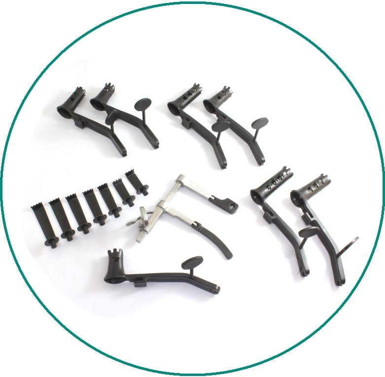 Retractors
